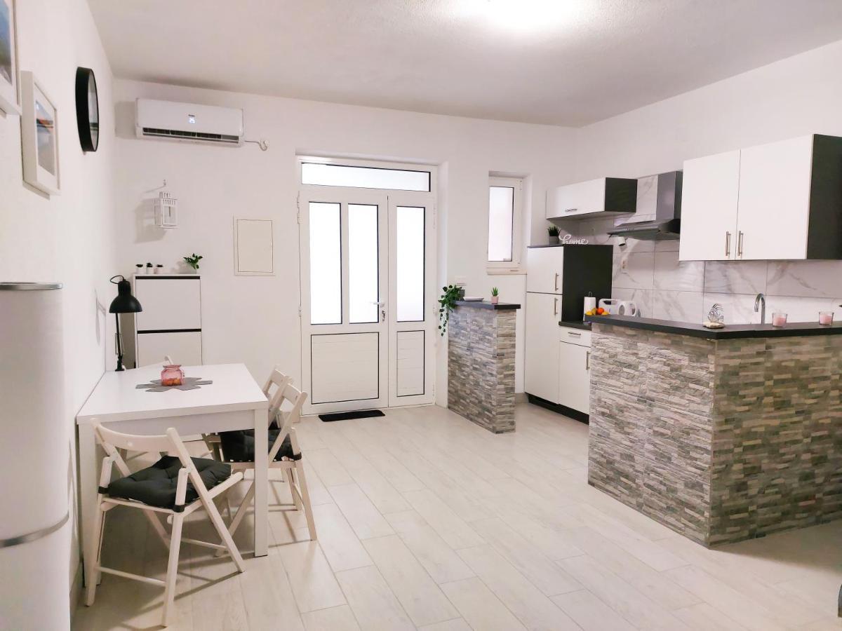 Apartment Bol - Sea, Sand And Happiness Exterior foto